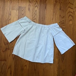 Abercrombie & Fitch Off the Shoulder Top